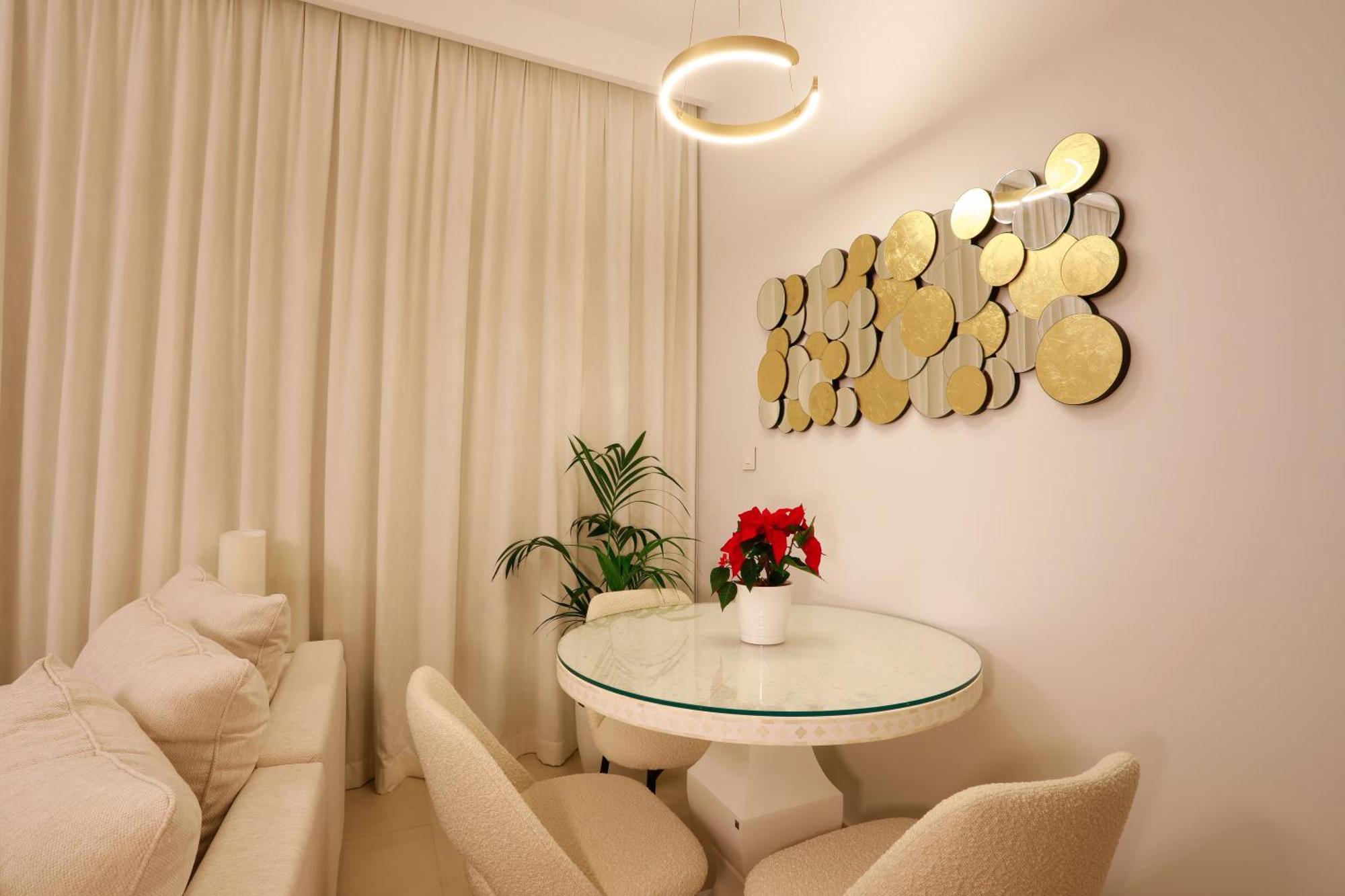 Elegant Apartment With Direct Access To Dubai Mall Exterior photo