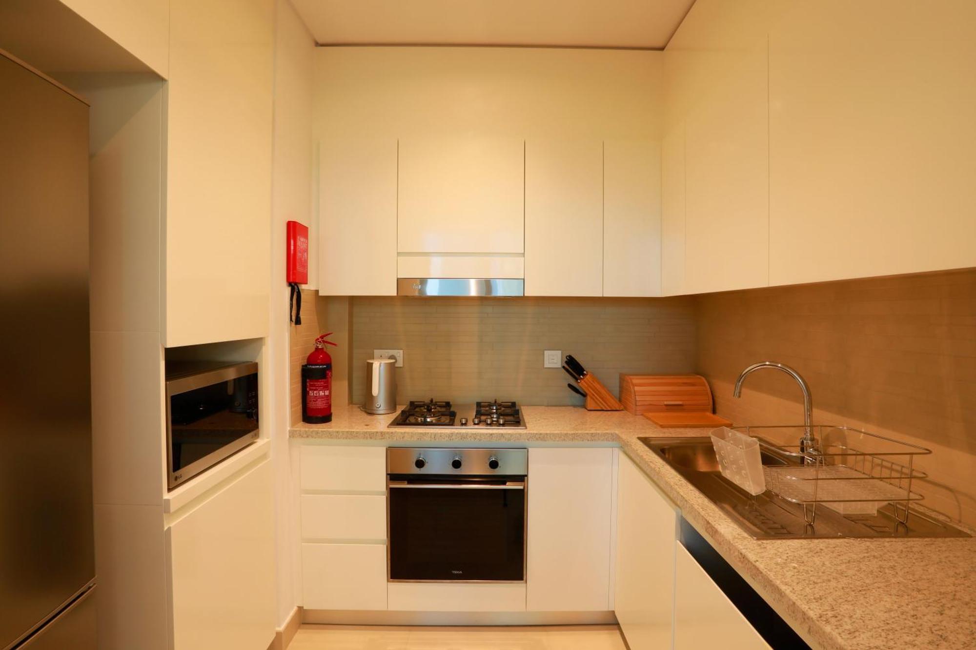 Elegant Apartment With Direct Access To Dubai Mall Exterior photo